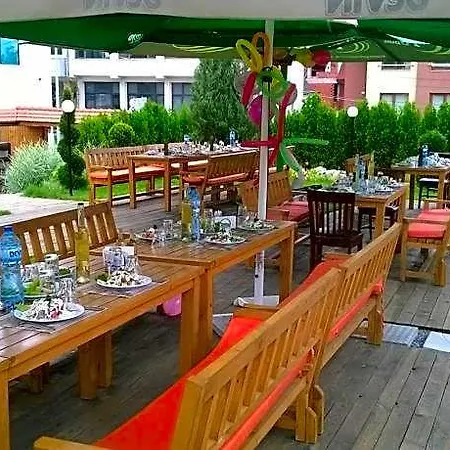 Хотел Vitosha Tulip 3*